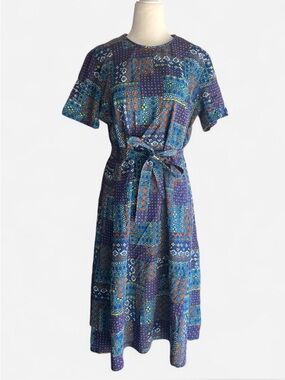 Vintage 60’s 70’s Shelton Stroller midi dress with tie waist